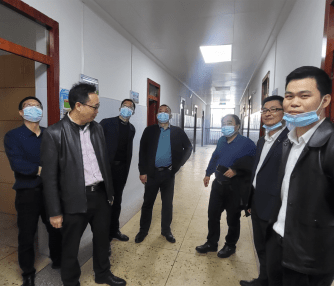 衡阳市教育局成章实验中学领导一行莅临高新成章学校指导工作