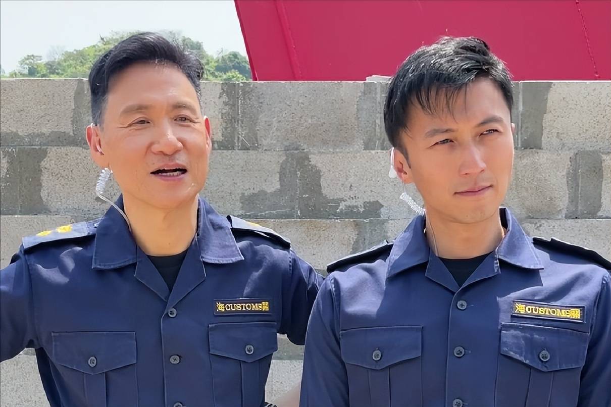 张学友近况曝光双鬓斑白显沧桑与谢霆锋时隔12年再度合作