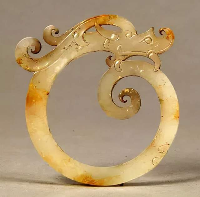 国有文物艺术品交流会2022征集古玉看各时期玉龙的典型特征