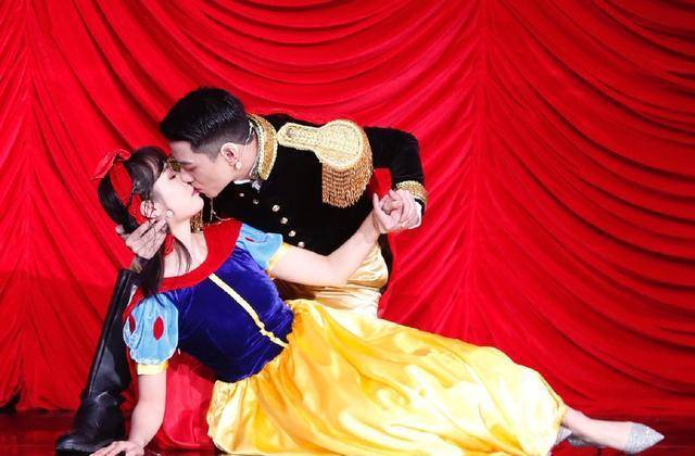 原创欢乐喜剧人郭阳郭亮晋级决赛目标是冠军但评价对手太刻薄