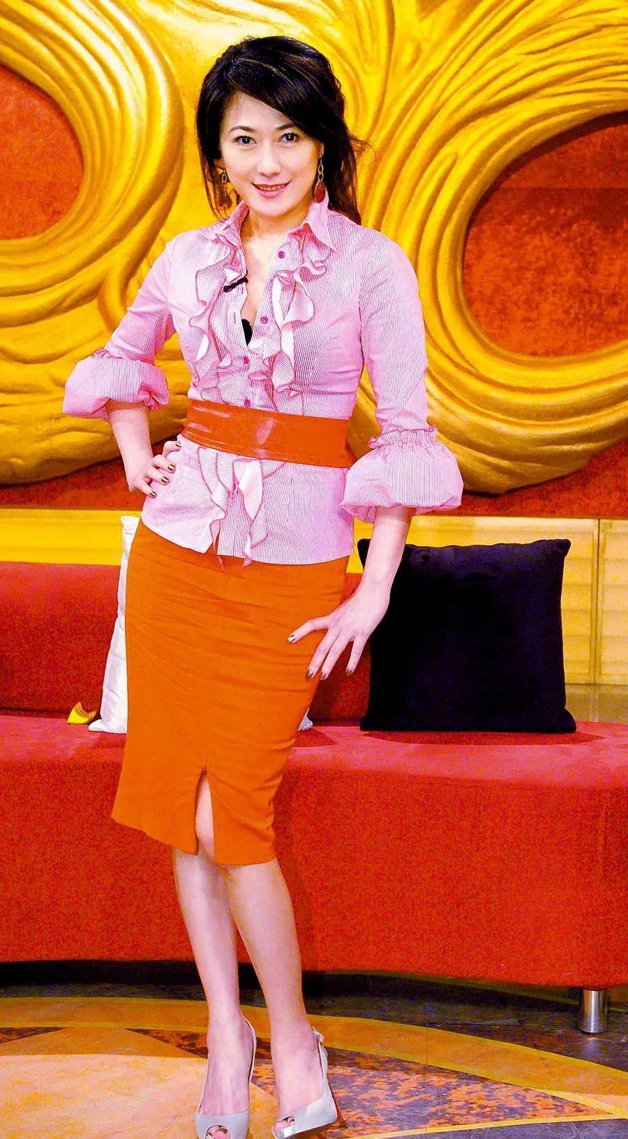 55岁戈伟如婚姻坎坷,两入豪门均净身出户,如今过着单身生活_丈夫_赡养