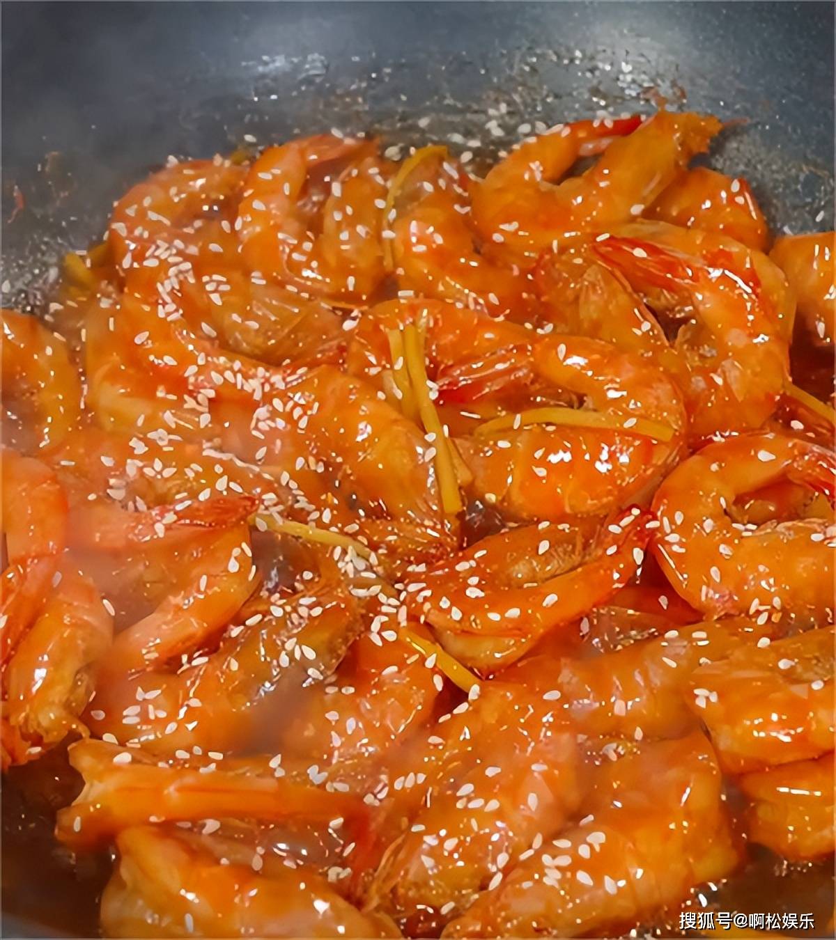 做油焖大虾直接过油就错了教你正确做法色泽金黄鲜香美味