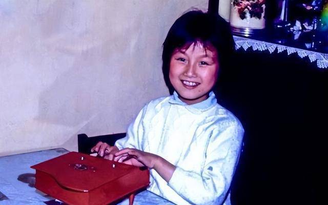 山西阔太寇静瑶19岁嫁给山西首富的儿子12年后成a级通缉犯