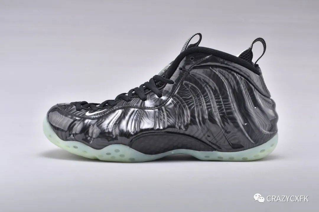 耐克喷泡球鞋nikeairfoampositeone茄子喷辣椒喷军绿泡