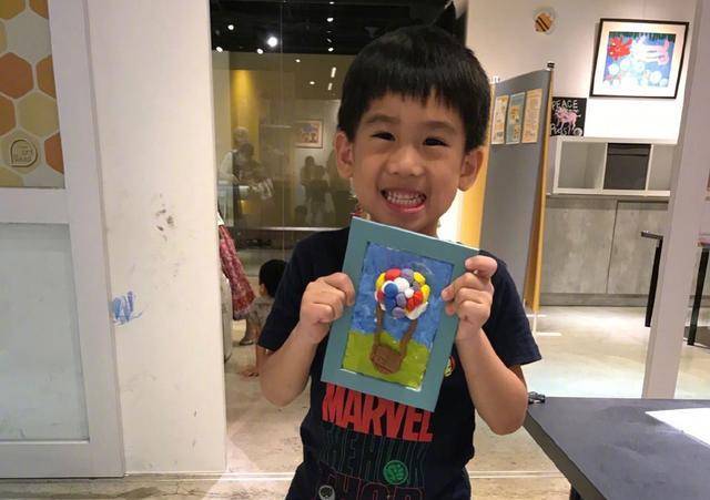 林志颖儿子近照曝光kim身高接近父母两个弟弟好可爱