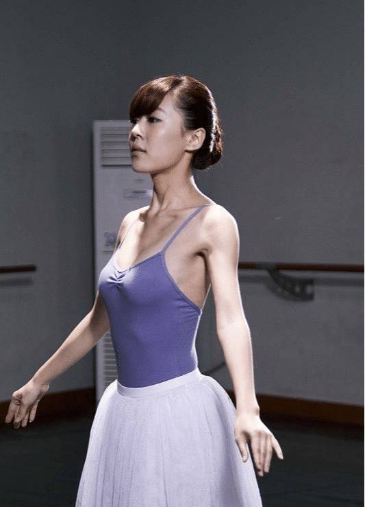 《爱情公寓5》开播!美嘉私照曝光,网友:没想到身材这么有料_角色_评论