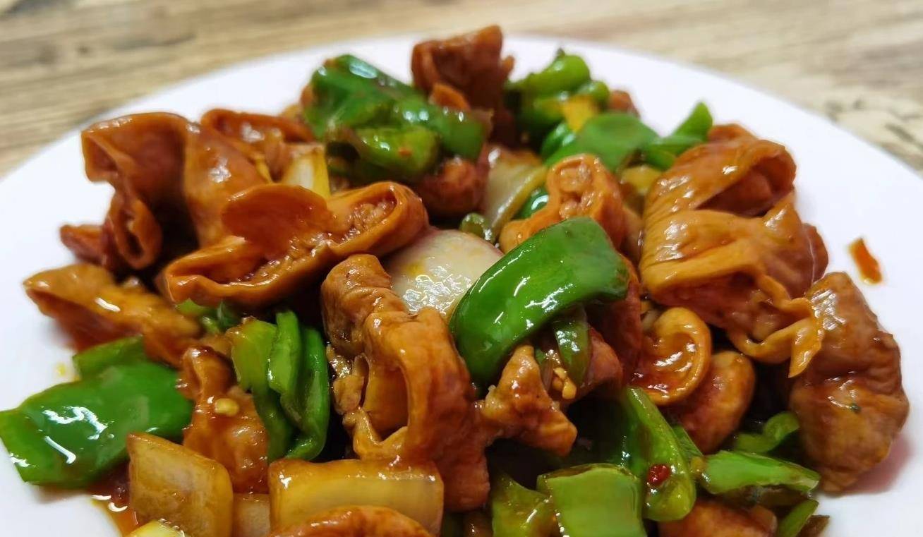 大连马栏热榜第一小吃部,80左右两荤两素,足够3人吃!就是实惠!_味道_