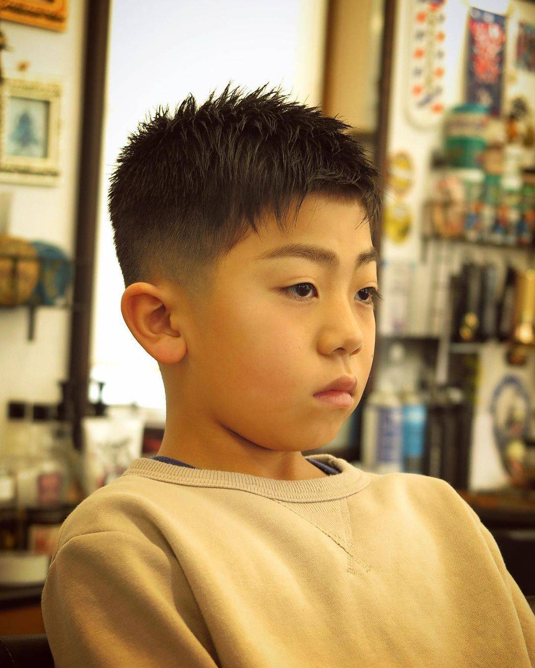 13岁男学生发型少年图片