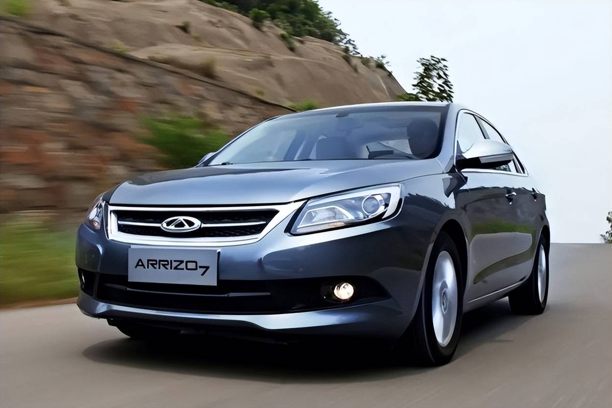 东方之子(停售)虽然现在奇瑞轿车没有那么火,但想当年也曾经是这个