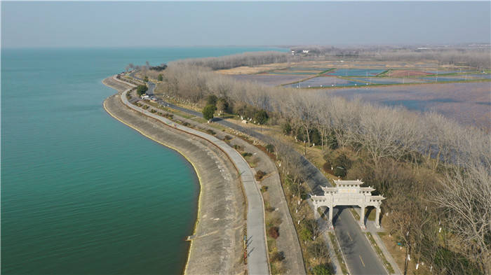 百里画廊推进环洪泽湖公路建设正加速