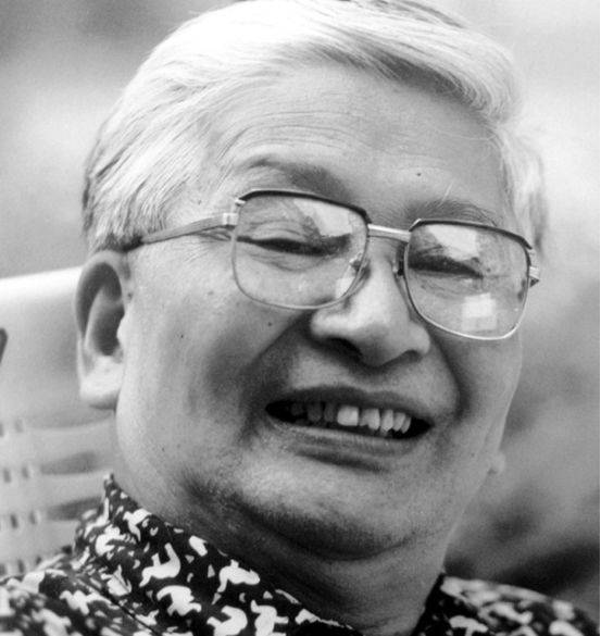 李文信四川美术学院绘画系教授