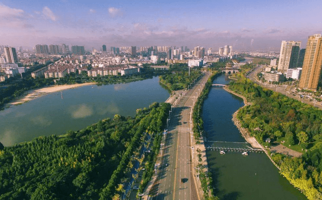 云南一小众城市，风景秀美环境清幽，比昆明、曲靖“更适合养老”