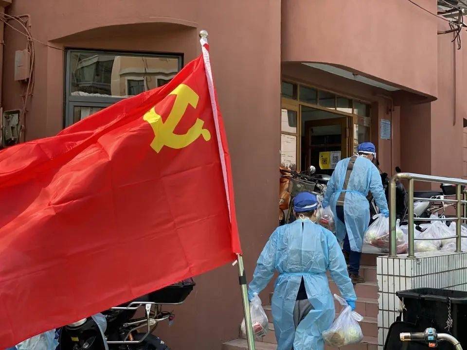 居委会人手不够居民志愿者主动请缨