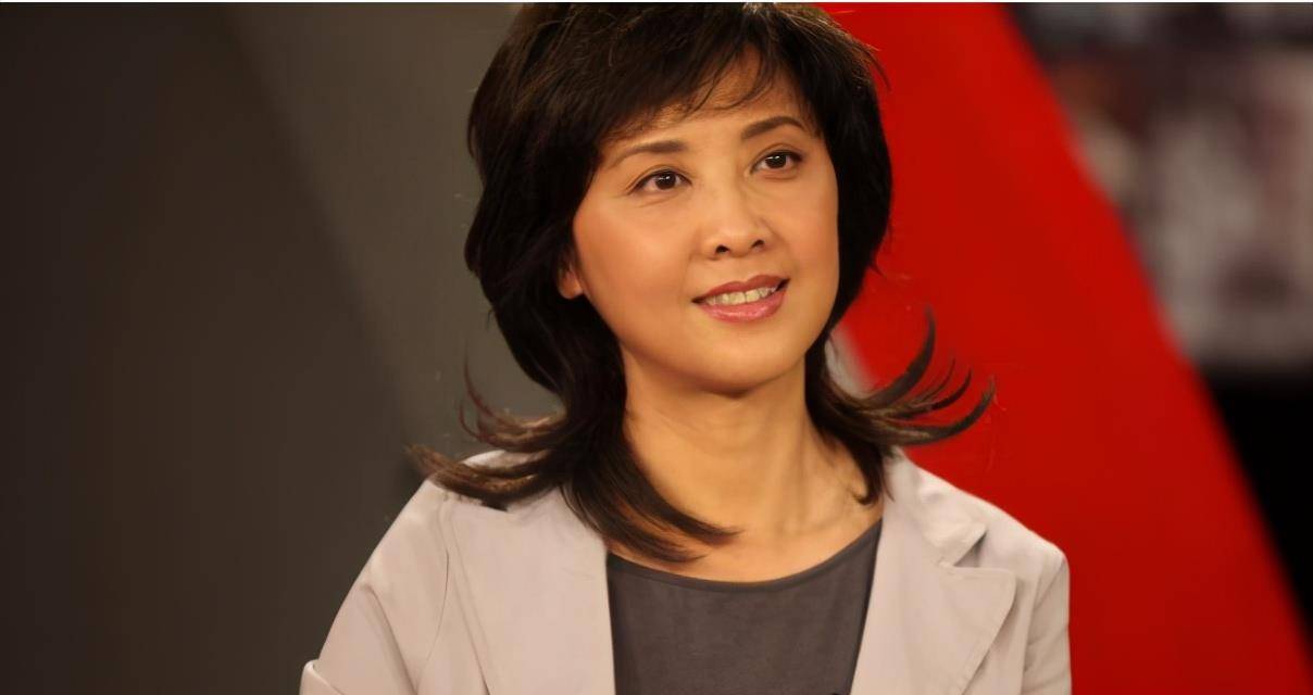 68岁女儿国国王朱琳最新近照曝光苍老憔悴的样子让人看了心疼