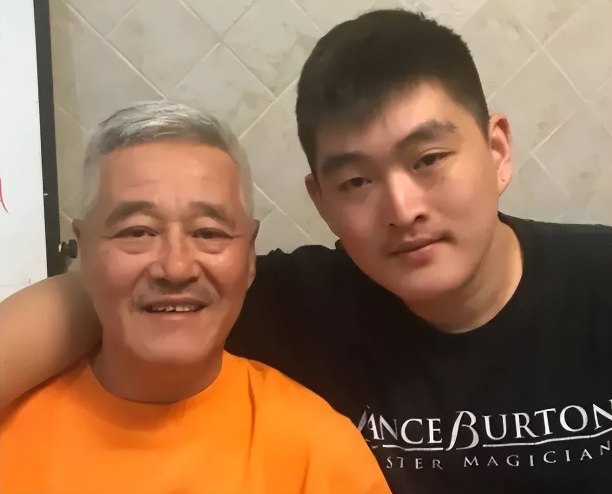 徒弟接连反抗,儿子迷恋女网红,女儿倒贴2000万_王小宝_张小光_孟令宇