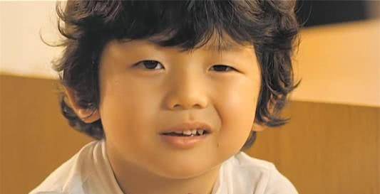 韩国男童星王锡玄图片
