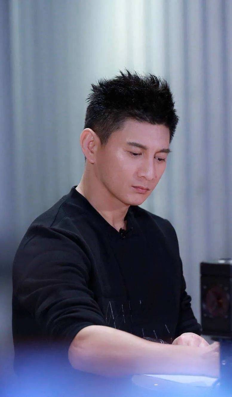 刘诗诗吴奇隆两人到底离婚了吗