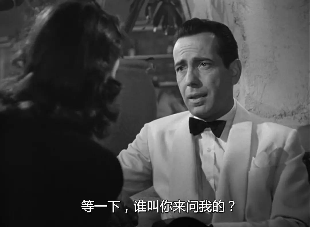 希望他能够帮助他们买过境信得时候,用了一个过肩镜头