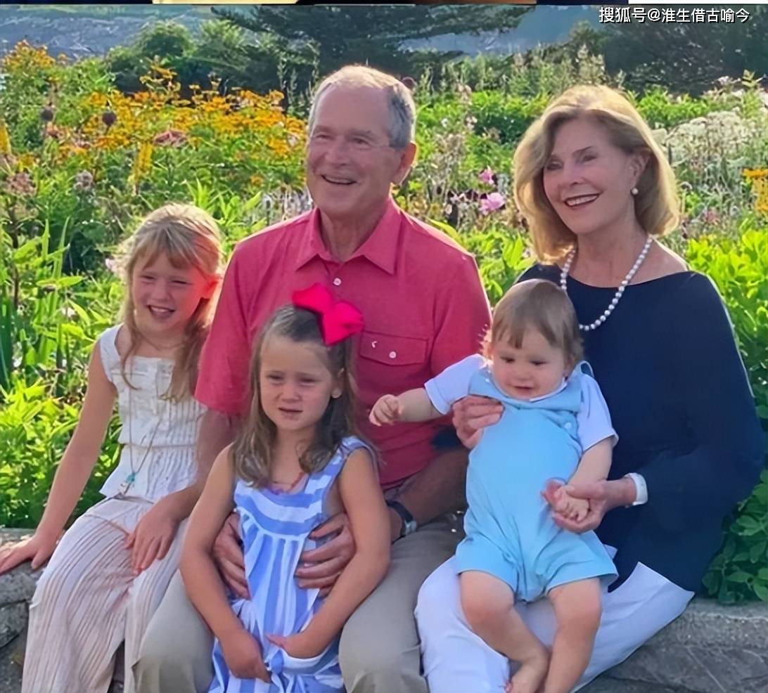 小布什"风流倜傥":亲乌克兰第一夫人,和妻子坦白与赖斯的私情_劳拉