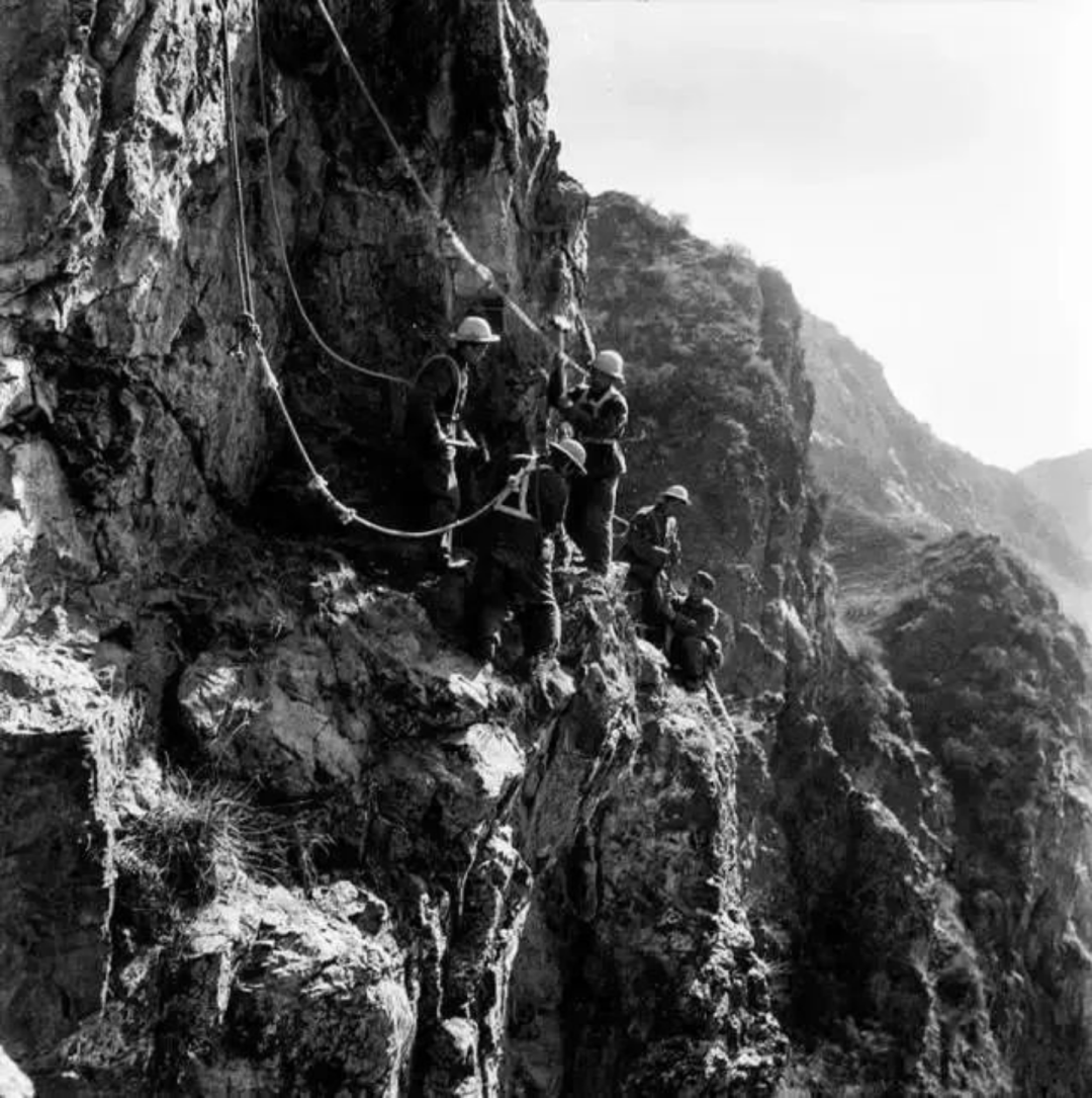 美丽中国-1566：新疆独库公路