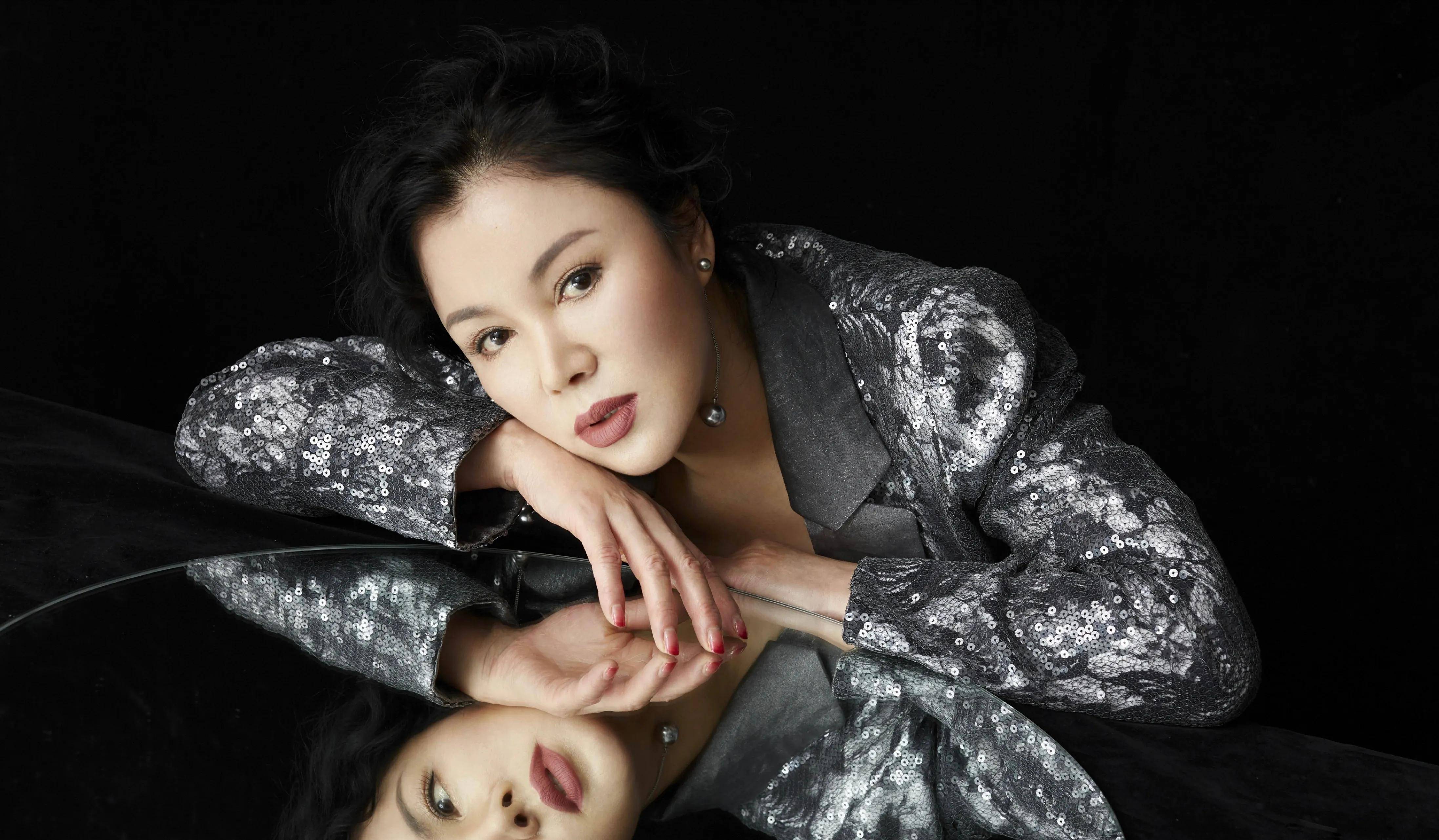 于小慧有过一段婚姻58岁身家过亿靠缘分结婚