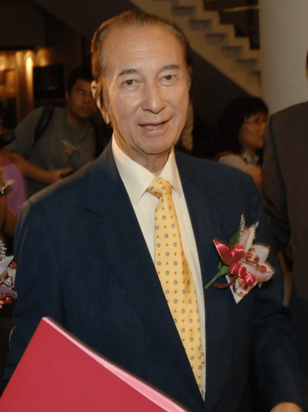 坐拥千亿资产还有4个太太跟17个子女可惜两次白发人送黑发人