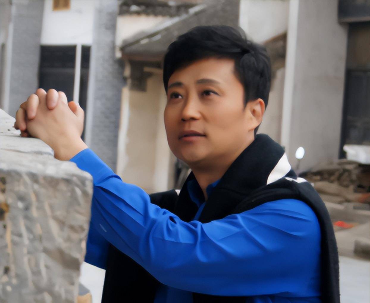 耿为华:《母亲》原唱却无人知晓,与小14岁妻子的婚姻一地鸡毛_女孩