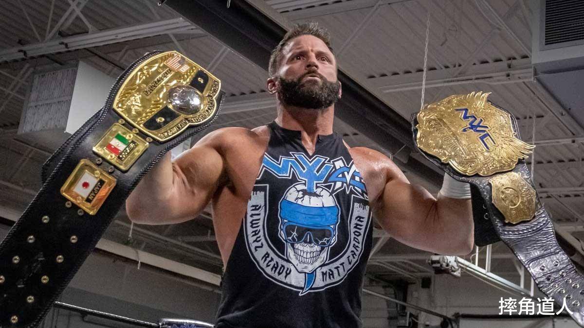 前wwe选手身披7条金腰带致谢老麦15年老将甘为李霞充当绿叶