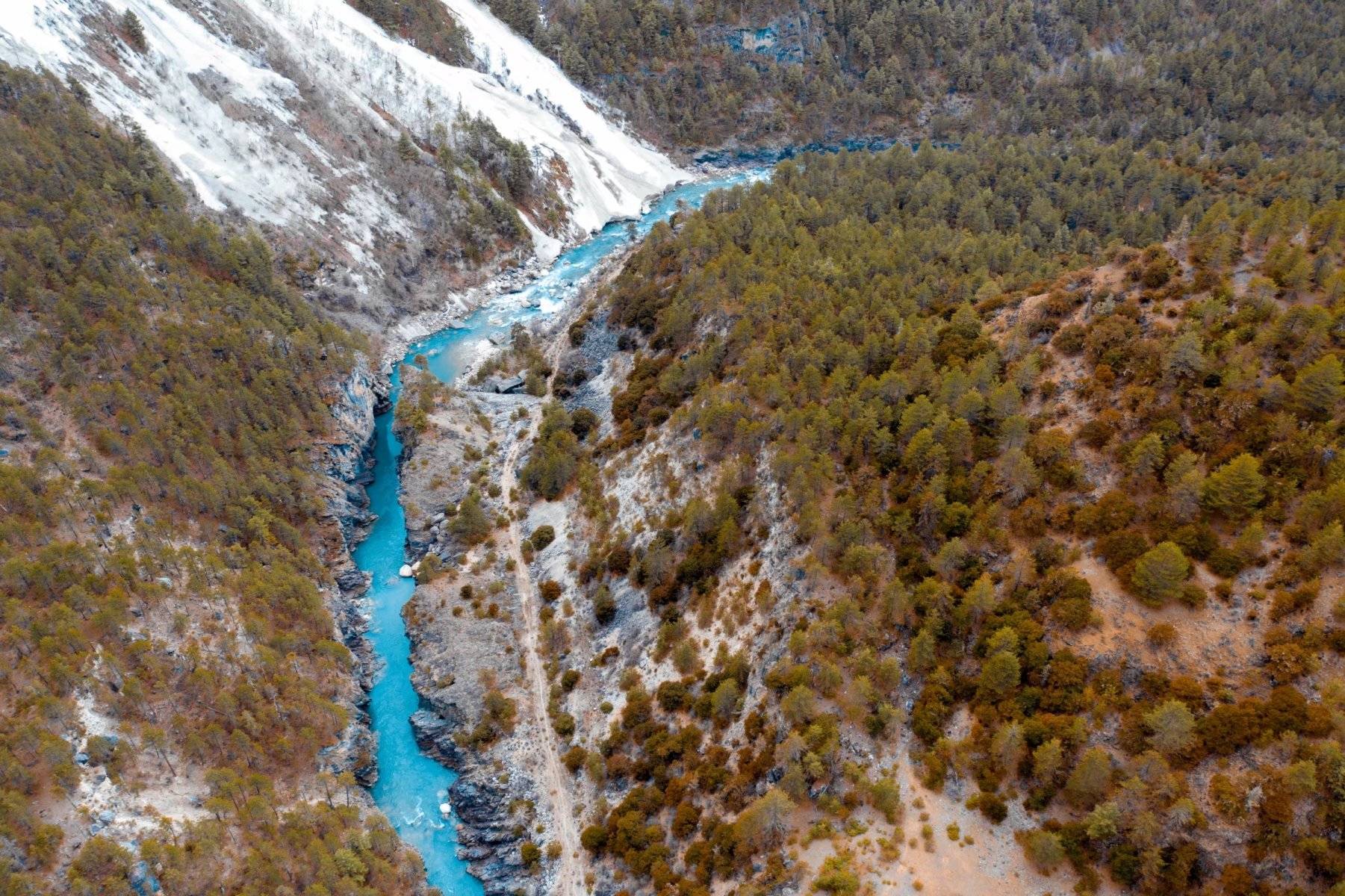 世界第三大峡谷图片