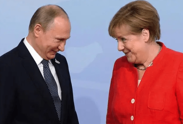 原创美国霸权有瓦解的趋势最大的功臣不是普京而是德国的默克尔