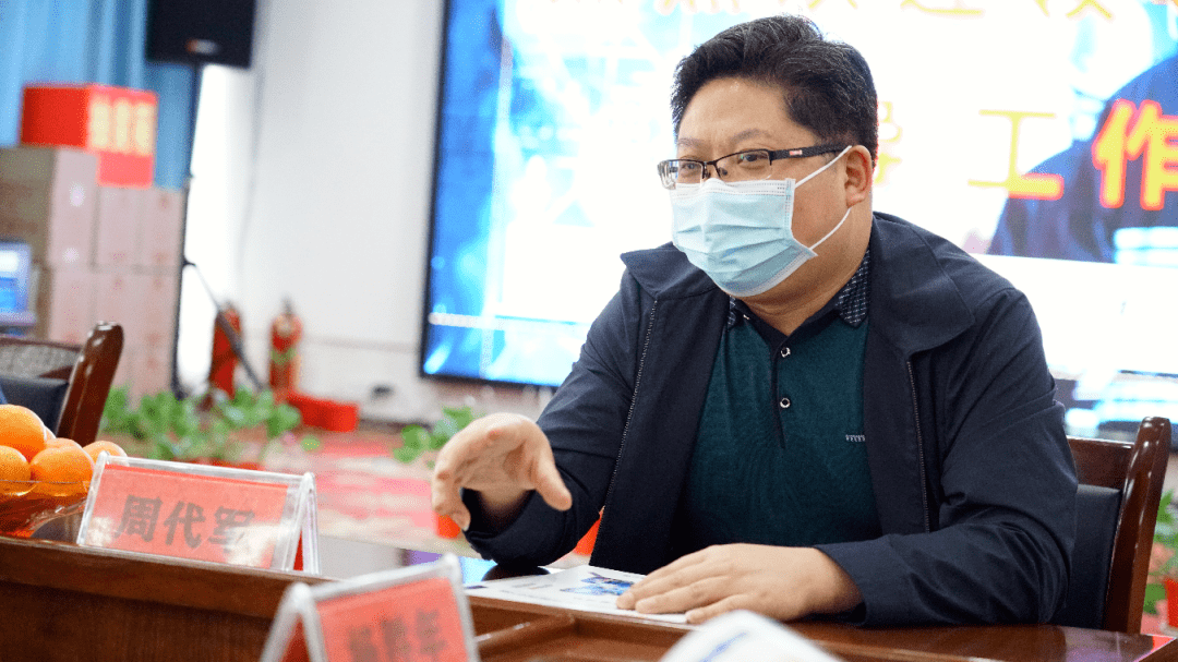 周代军率队调研"锦铖东正智能化保护设备"的实际使用