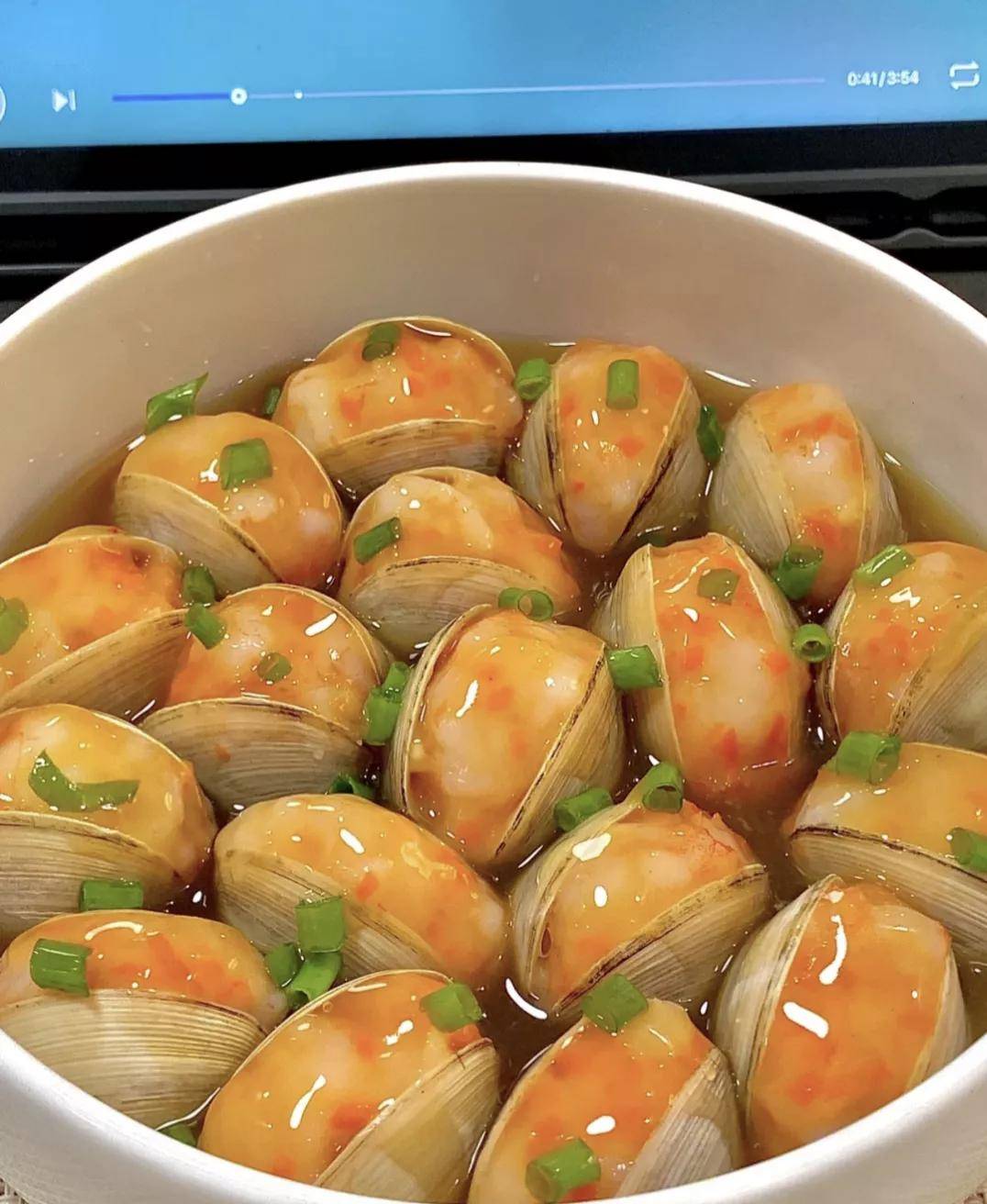 周伟食品教你做蛤蜊酿虾滑