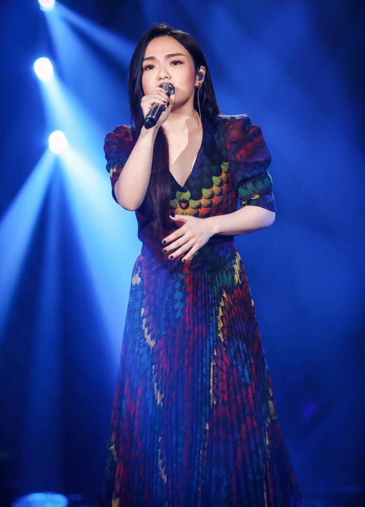古巨基杨宗纬都被淘汰,只有她逆袭成功_成绩_李荣浩_徐佳莹