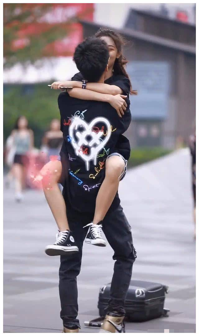 原创看00后怎么虐狗我用钢铁侠aj守护你的匡威够新颖