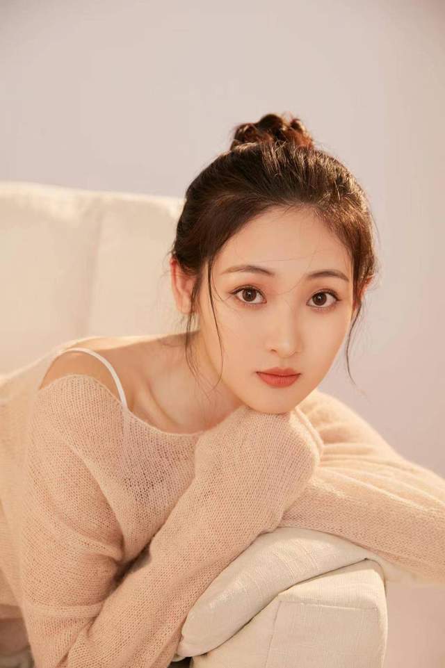 清纯学姐到傲娇女编剧，《林夏许星河》大结局，刘玮婷演技获肯定