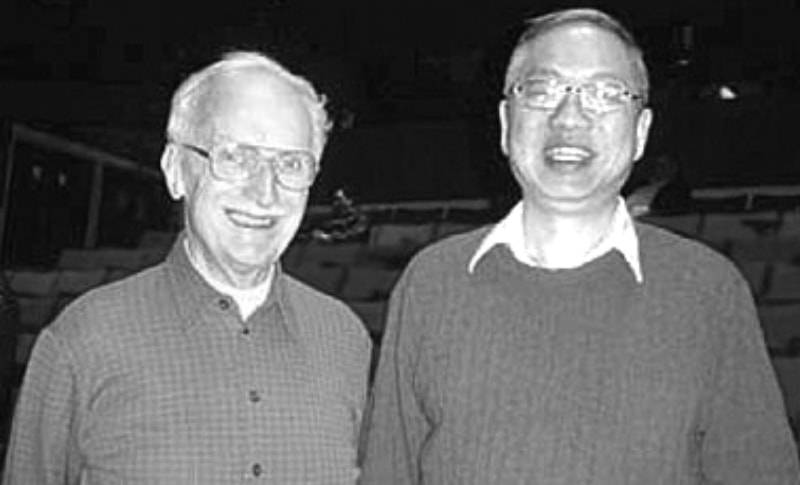 出生于汕头,73岁世界顶级科学家丘成桐从哈佛退休,全职任教清华