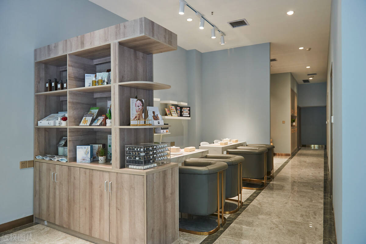 美甲店装修设计中需要考虑哪些原则?