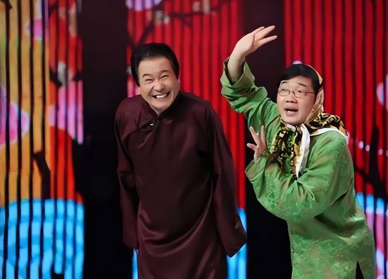 大兵南派相声代表人物搭档奇志红遍大江南北却自毁前程