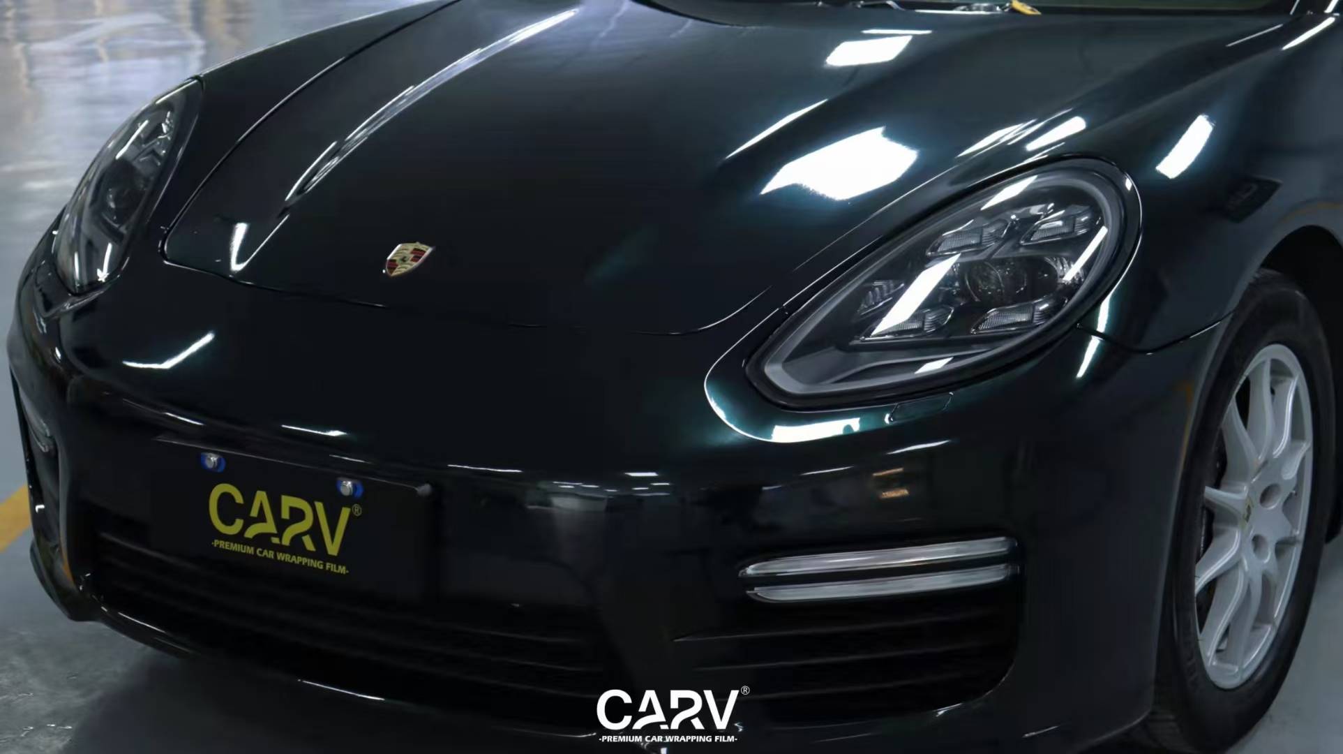 保时捷帕拉梅拉卡孚改色膜超亮金属祖母石绿