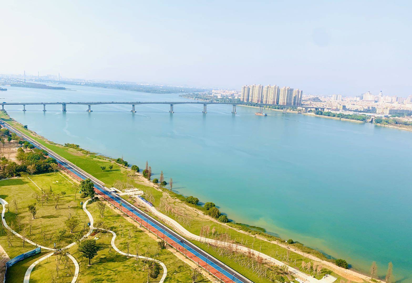 江门印象海伦湾别墅备案价格楼盘信息在卖户型周边配套楼盘优缺点分析