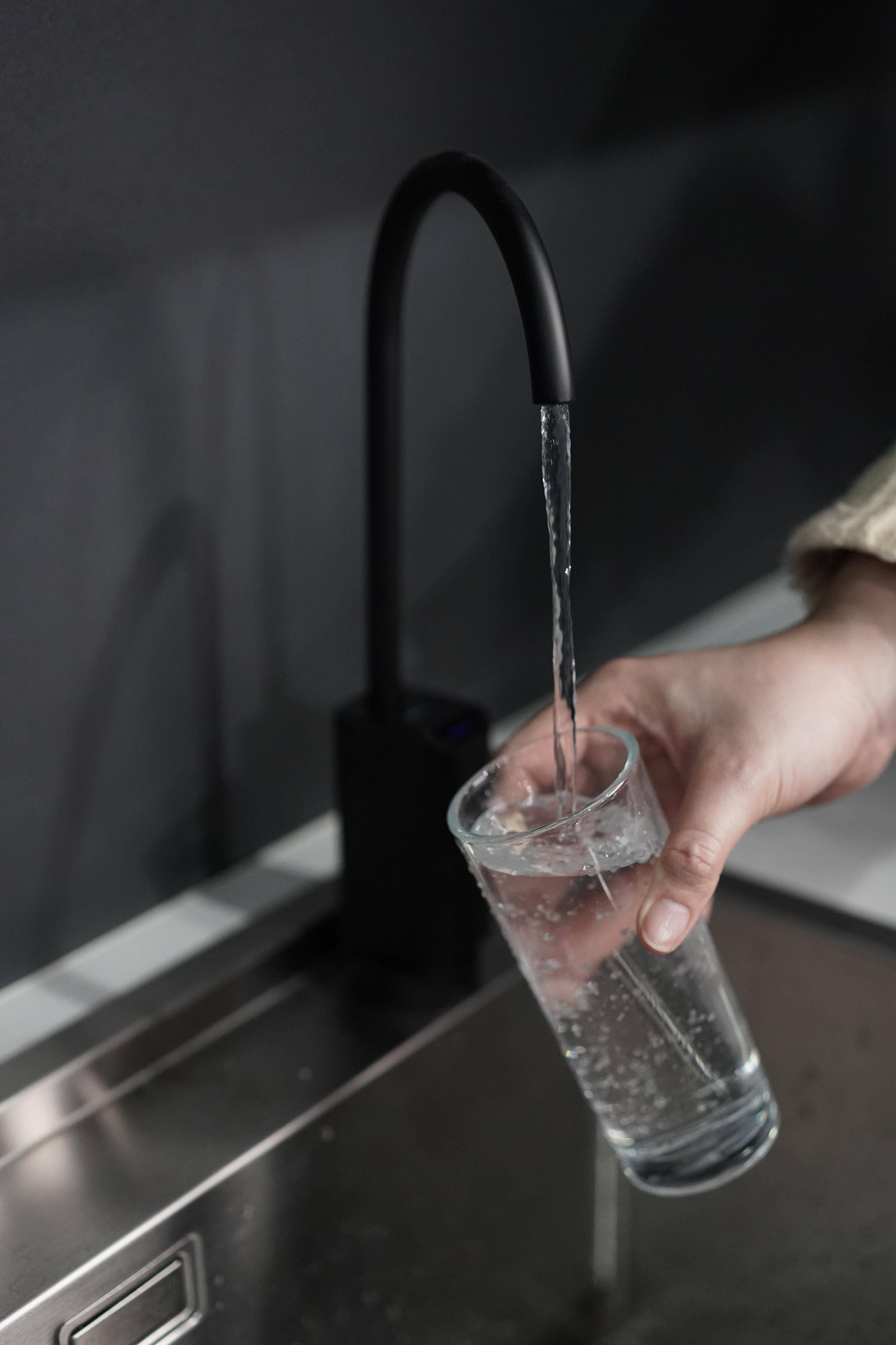 拧开水龙头就是纯净水云米supery1000g净水器告诉你这不是梦