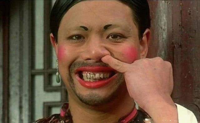 10岁出道演丑角走红,3次拒tvb签约邀请,今80岁未婚未育做慈善_余慕莲