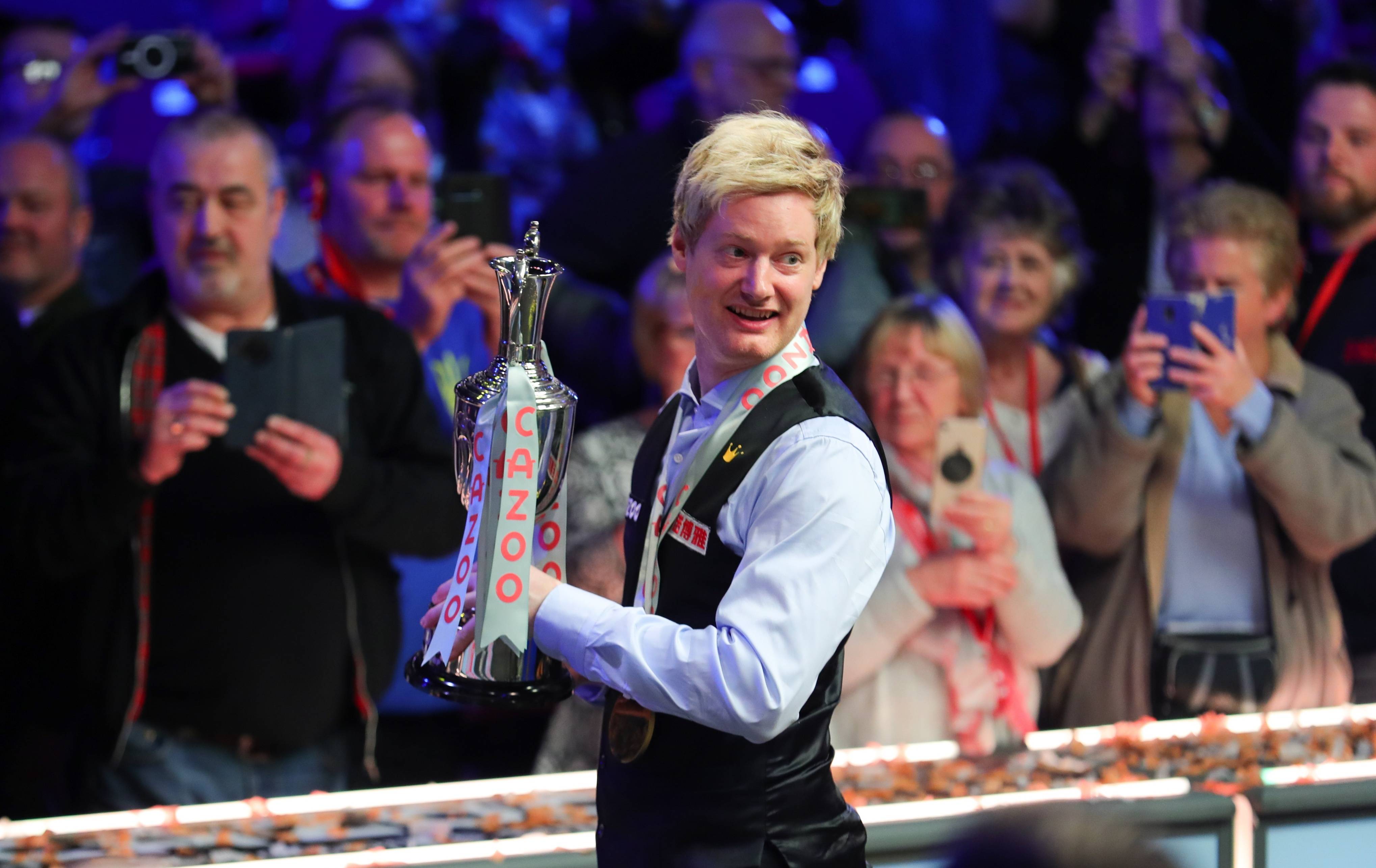 罗伯逊落后追至赛点,却被绝杀出局,第5杆147成安慰_夫斯基_满分_阶段