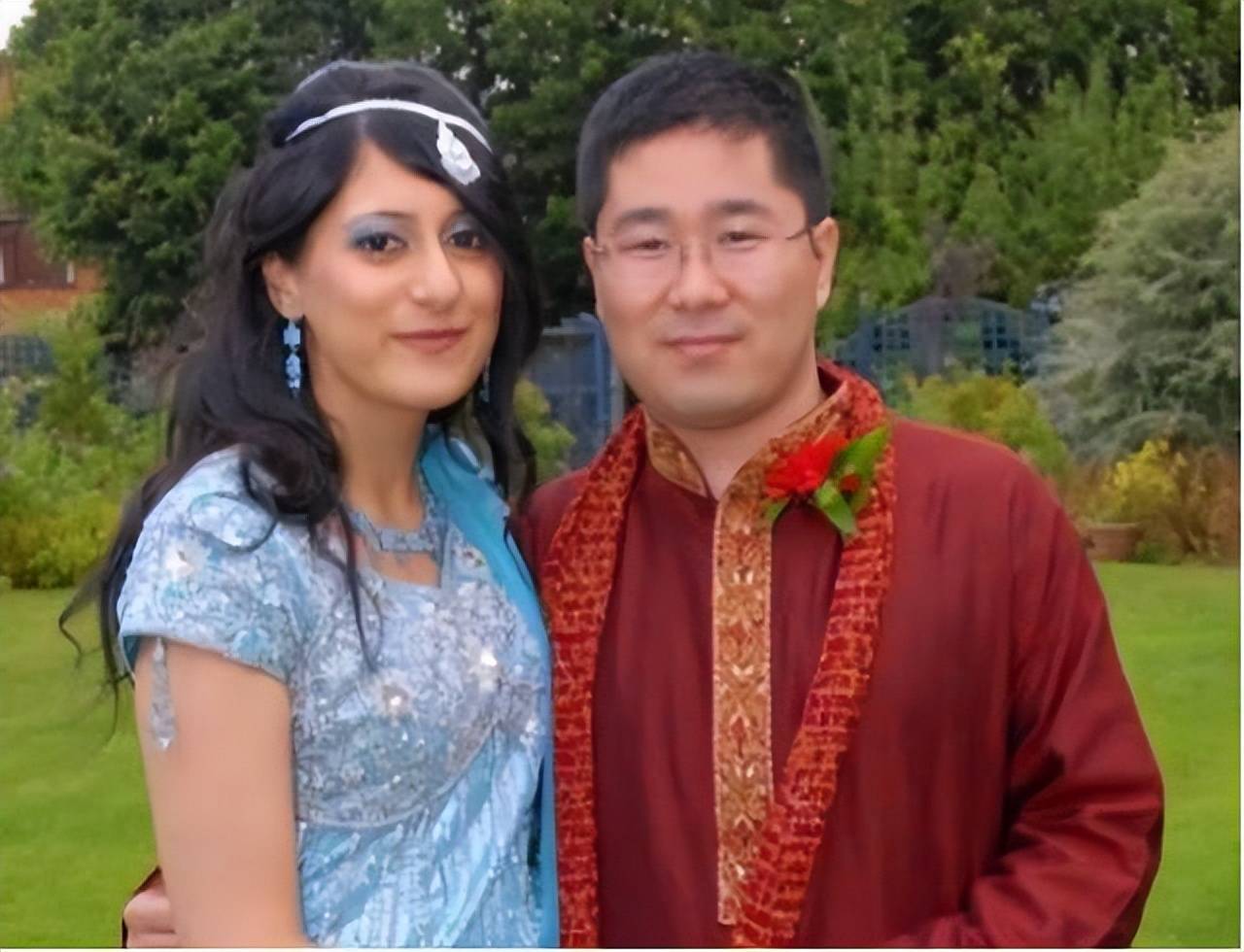 80后中印夫妻,妻子跟随丈夫姓,儿子身高一米九,从小学中国文化_爸爸