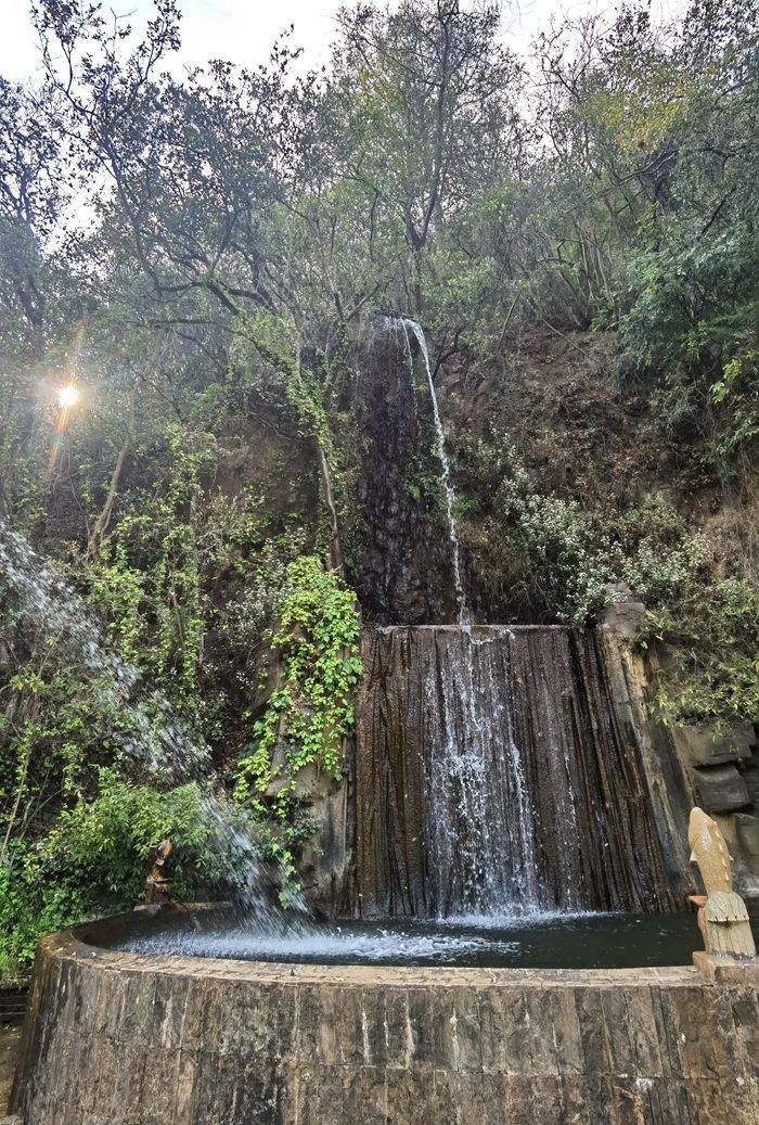 昆明青龙峡景区图片