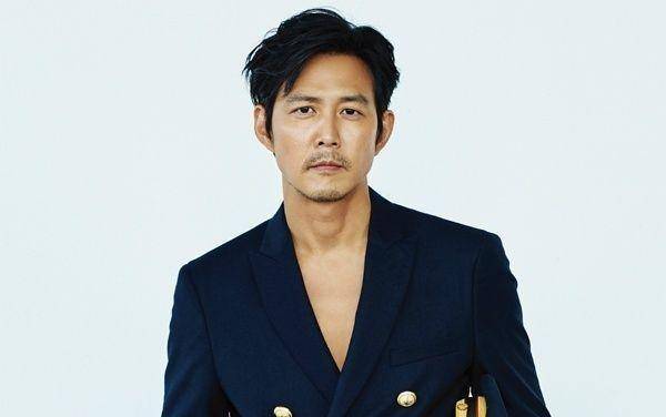 韩两件国宝男演员李政宰和黄政民,魅力和力量,我们怎能不爱