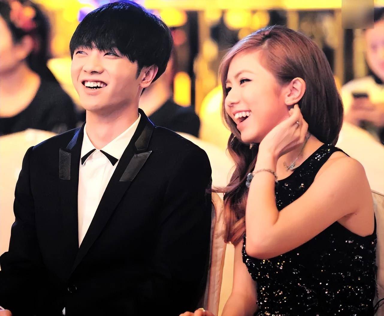 原创乐评人的一句话张碧晨声泪俱下给华晨宇生娃的女人为何哭了