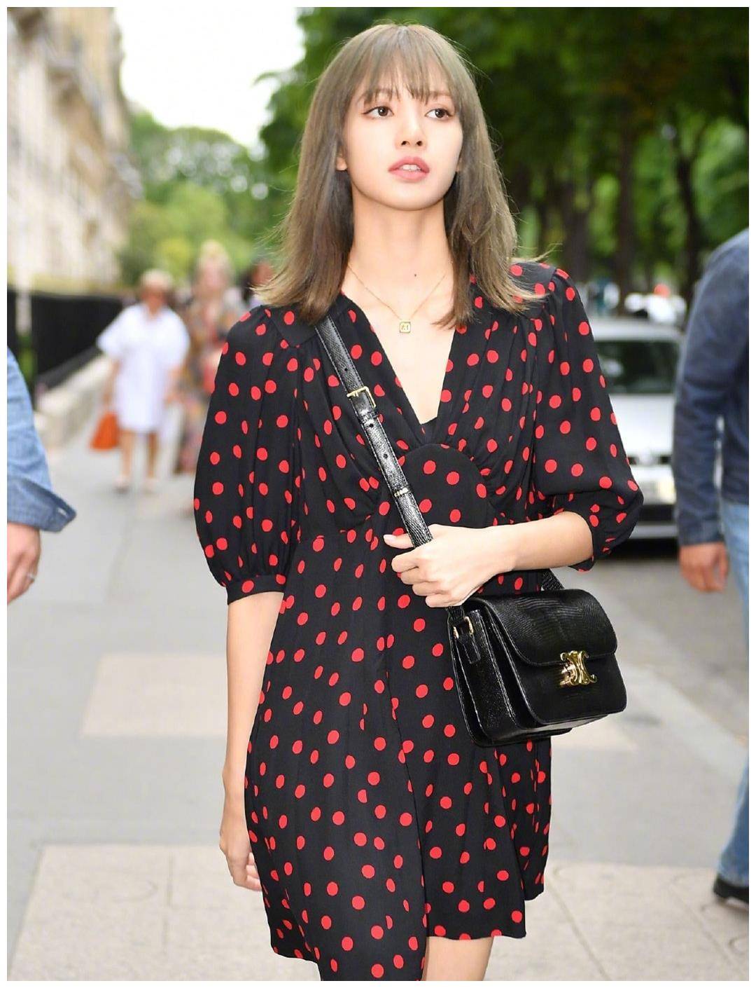 丽莎_裙子_造型