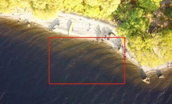 终于现身了？无人机拍下巨大身影，尼斯湖水怪真的存在？