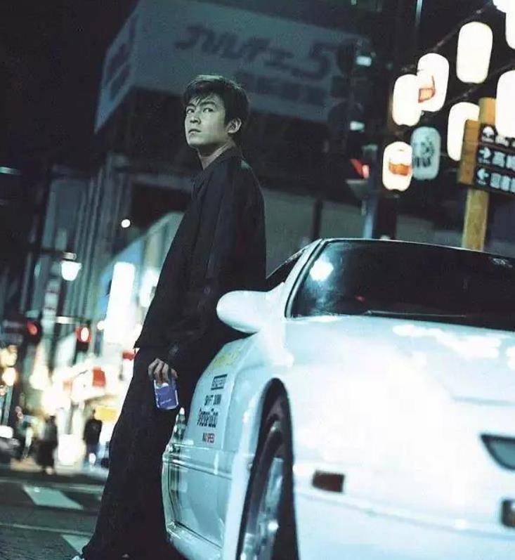 原创陈冠希一家三口秀幸福全程素颜不惧镜头三人笑容神同步